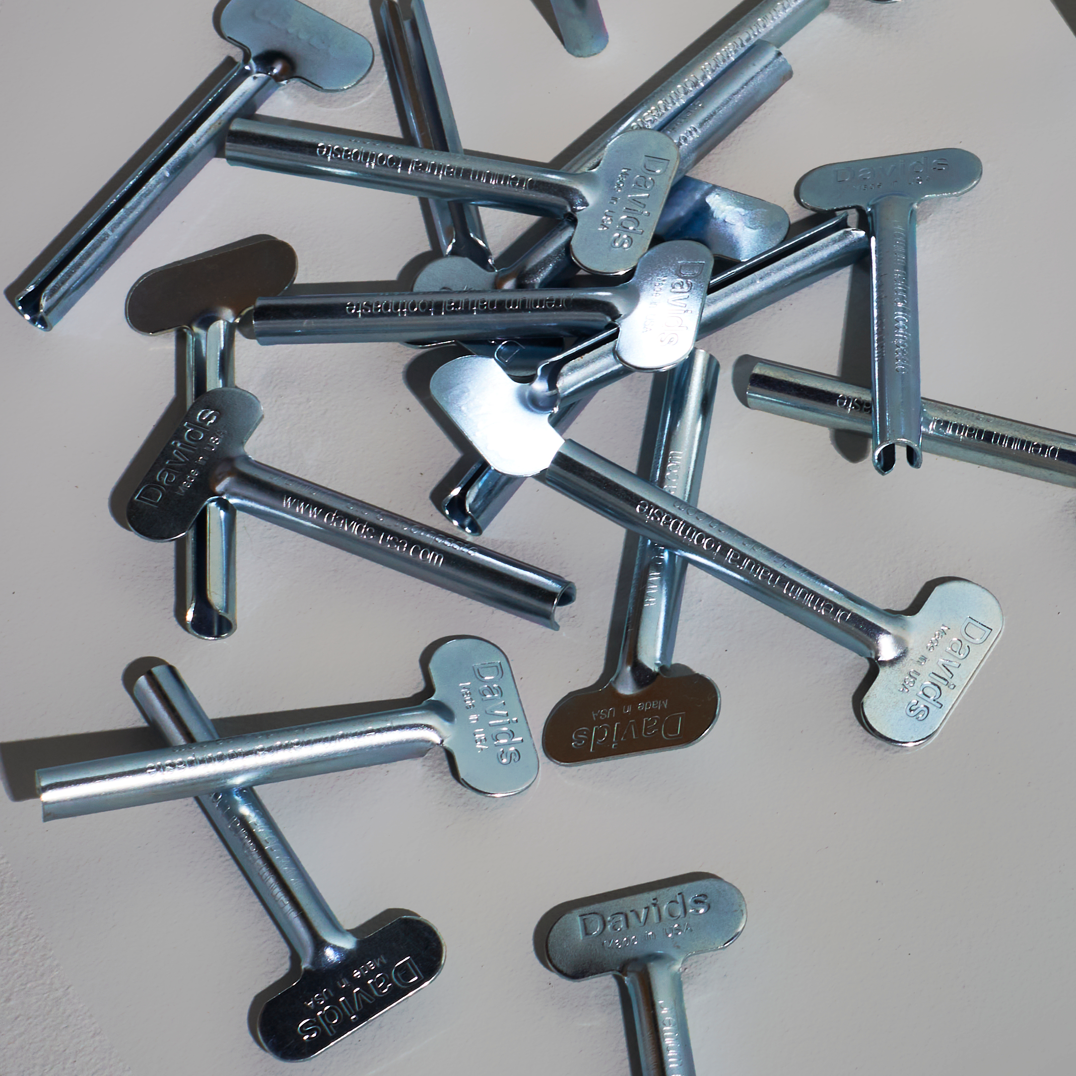 Davids Natural Toothpaste - Tube keys
