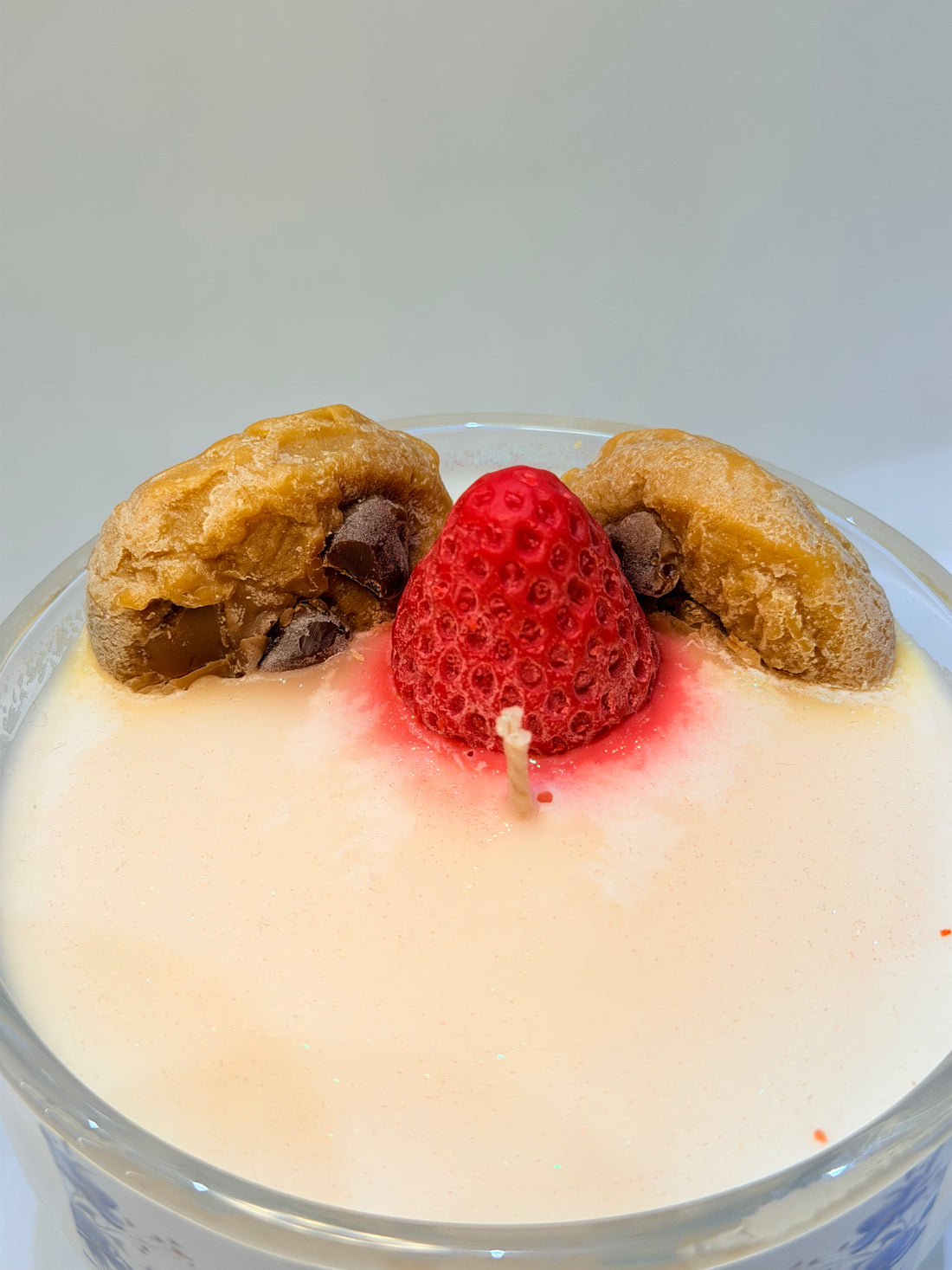 Strawberries & Crème Dessert Candle